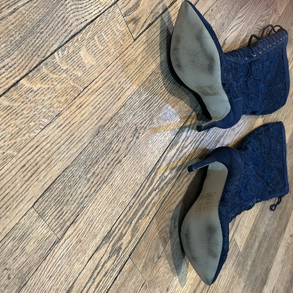 Anika Blue Floral Lace Boots Size 6.5 - Picture 4 of 11
